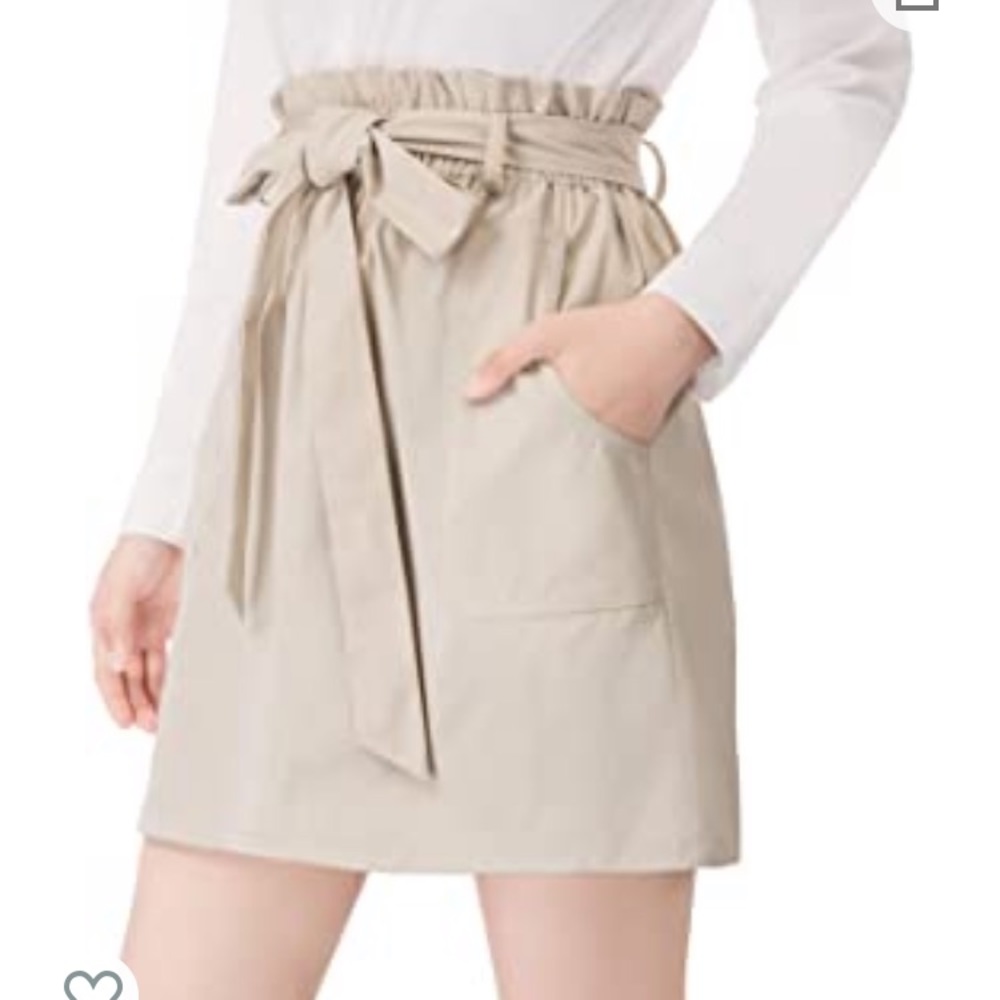 Never been worn!!Khaki Skirt with Tie Detail + pockets!!